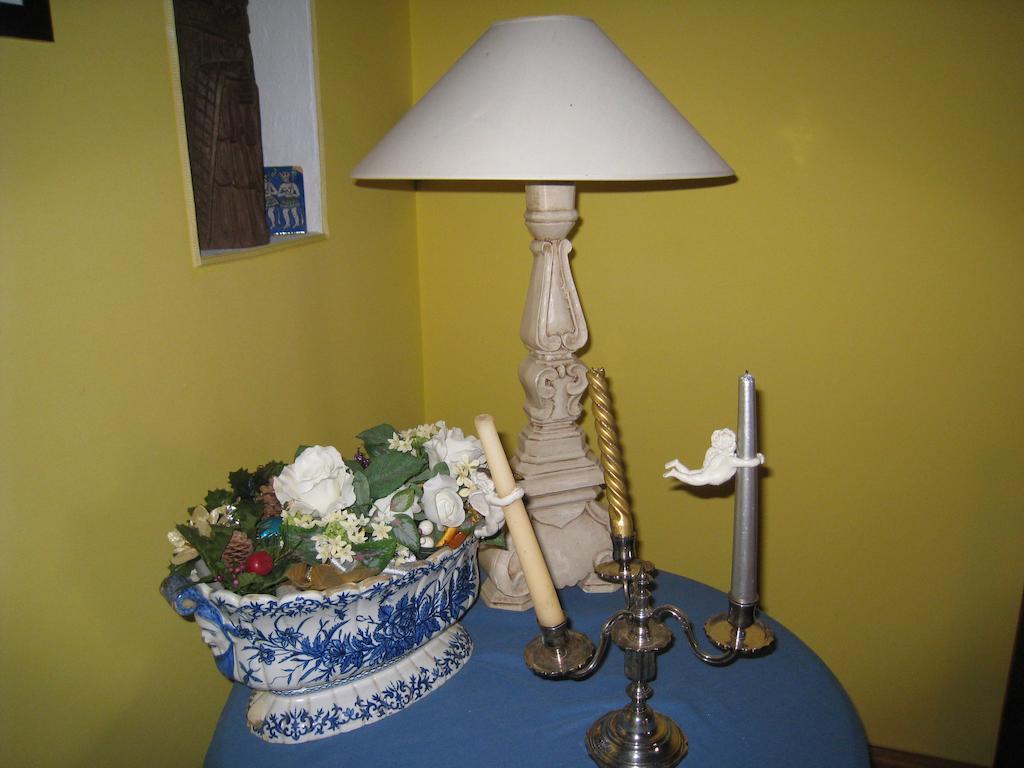 Le Logis Des Tourelles Bed & Breakfast Beaupréau Dış mekan fotoğraf