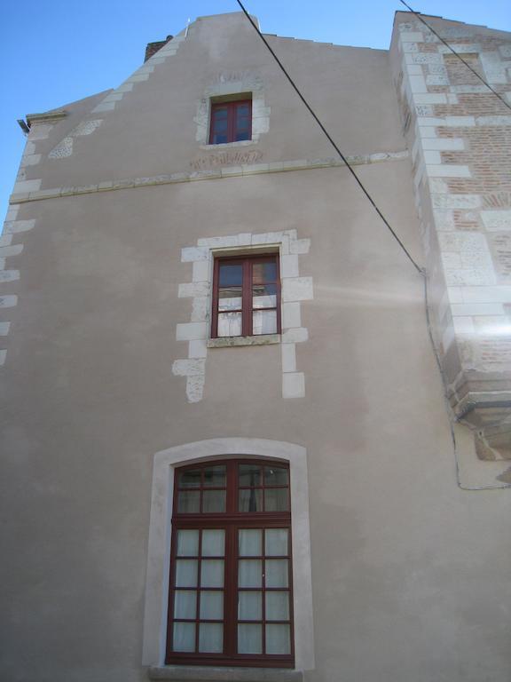 Le Logis Des Tourelles Bed & Breakfast Beaupréau Dış mekan fotoğraf